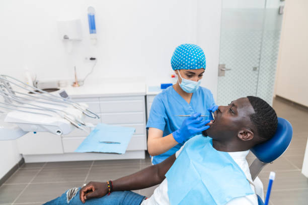 Best Emergency Tooth Extraction in Holdenville, OK